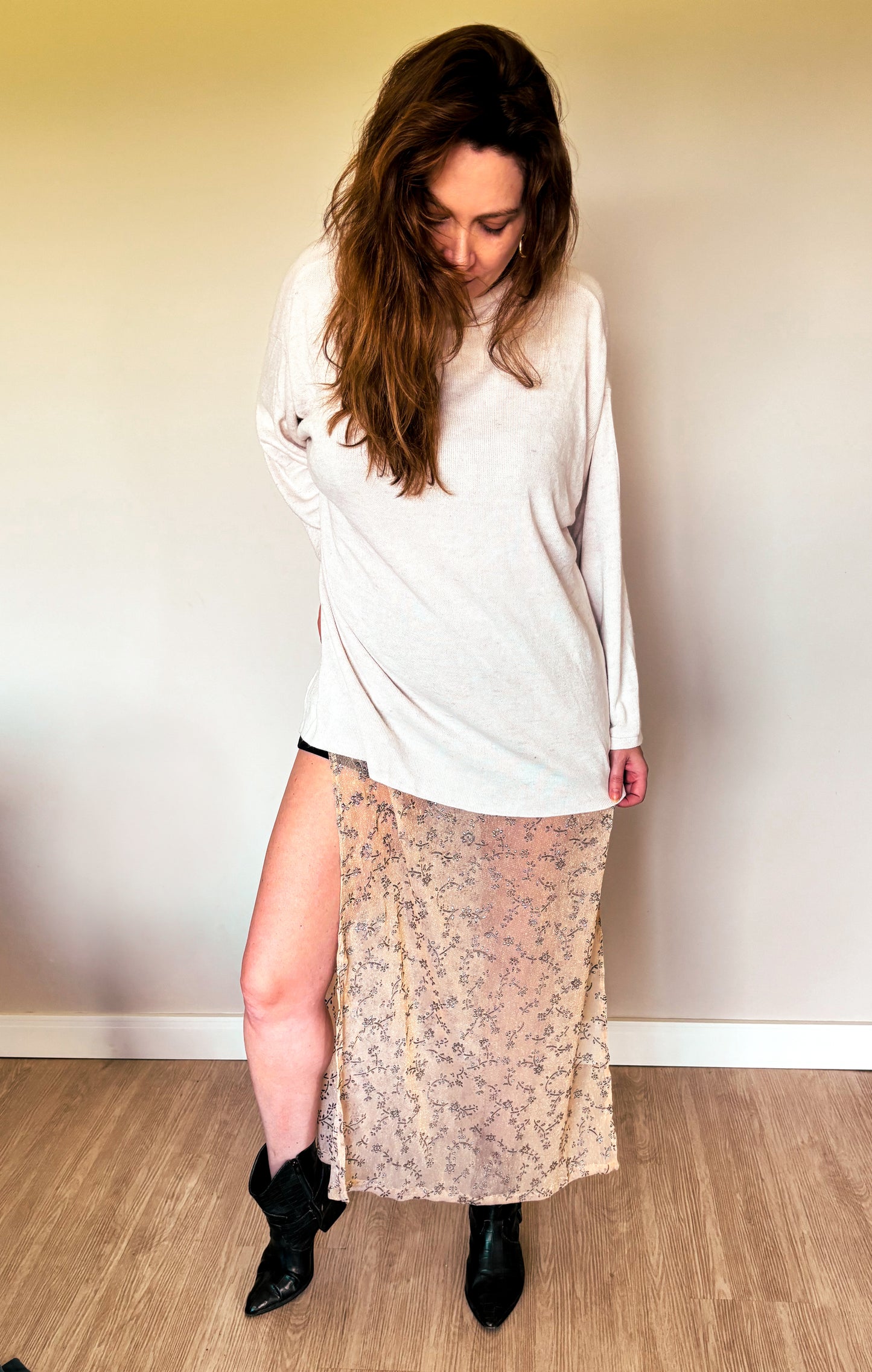 VESTIDO SEE-THROUGH BORDADO